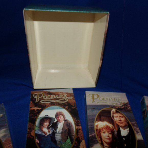 Vintage Poldark Full Season  Boxed Set 6 VHS Tapes - CBS FOX Video - 1975 BBC - Picture 8 of 13